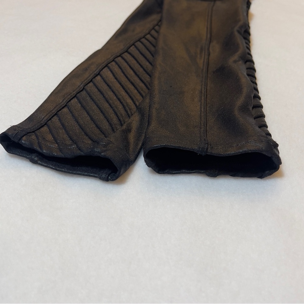 Spanx Faux Leather Moto Leggings Black High Waist Shaping Slimming Pants S/P - Picture 9 of 15